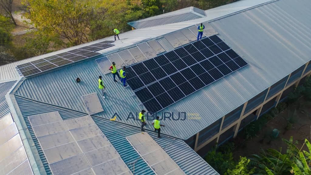 Solar facility installation on CTIDR building roof